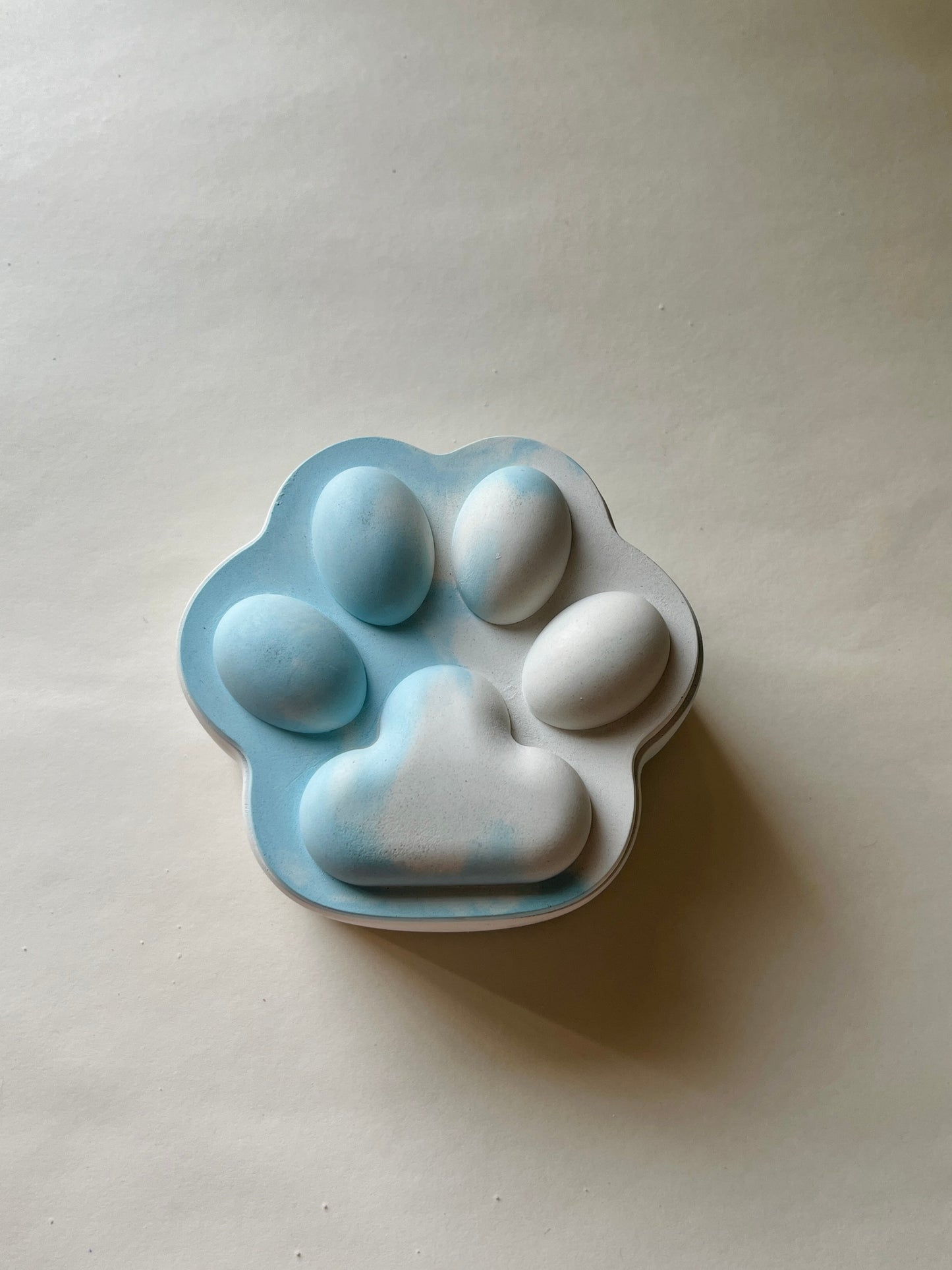 Pup-Prazzi – Concrete Vessel | Moonglow