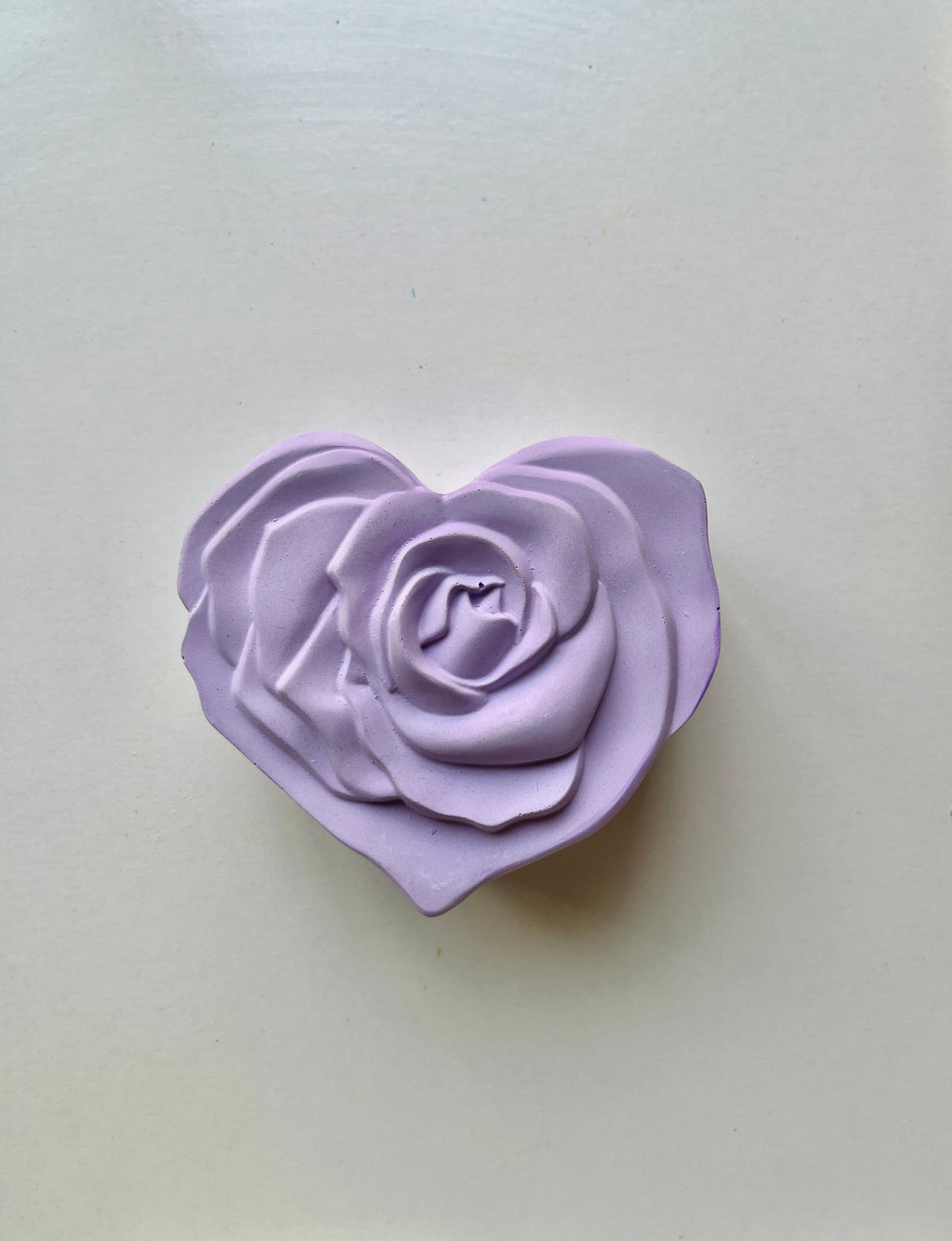 L’Rose – Concrete Vessel | Moonglow