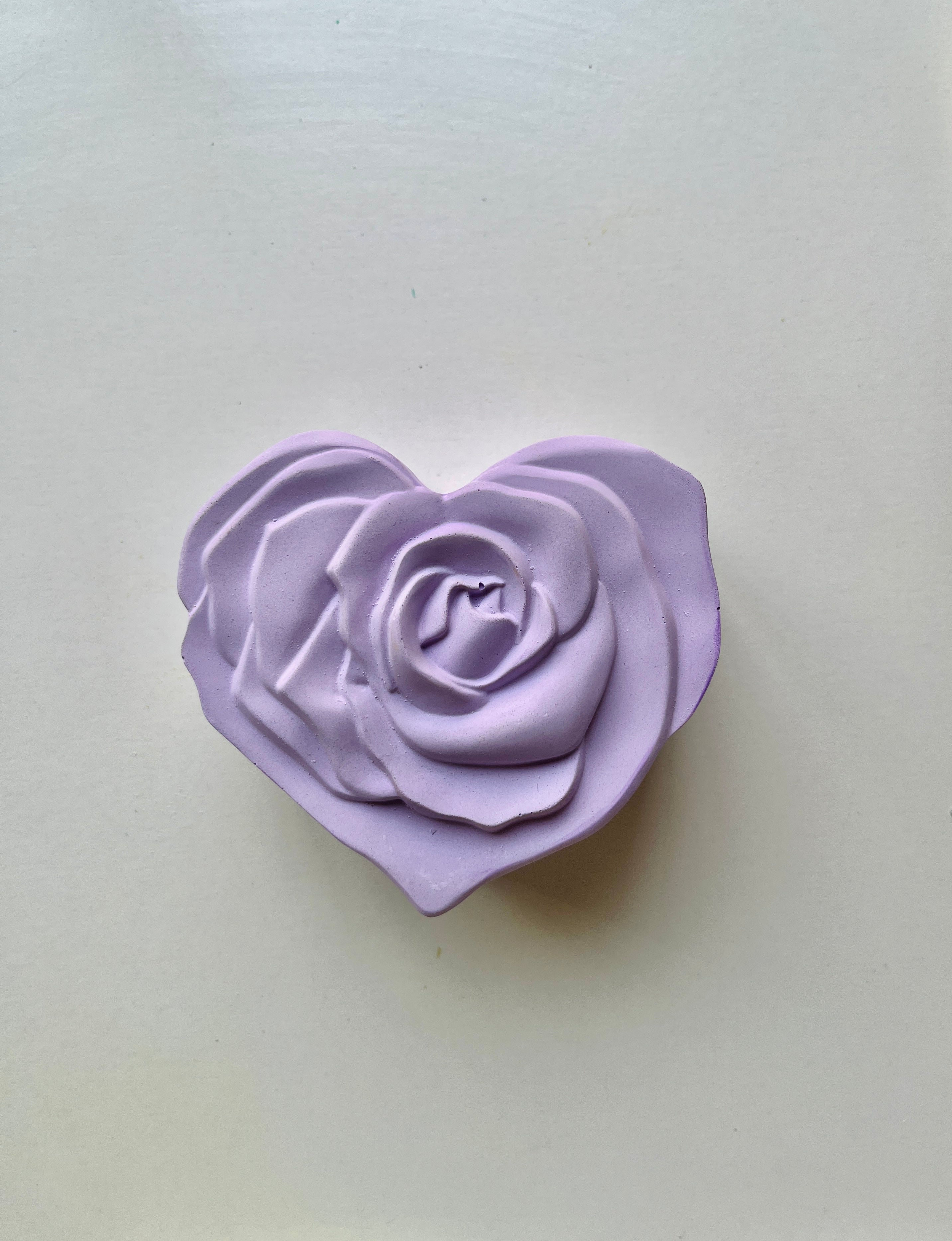 L’Rose – Concrete Vessel | Moonglow