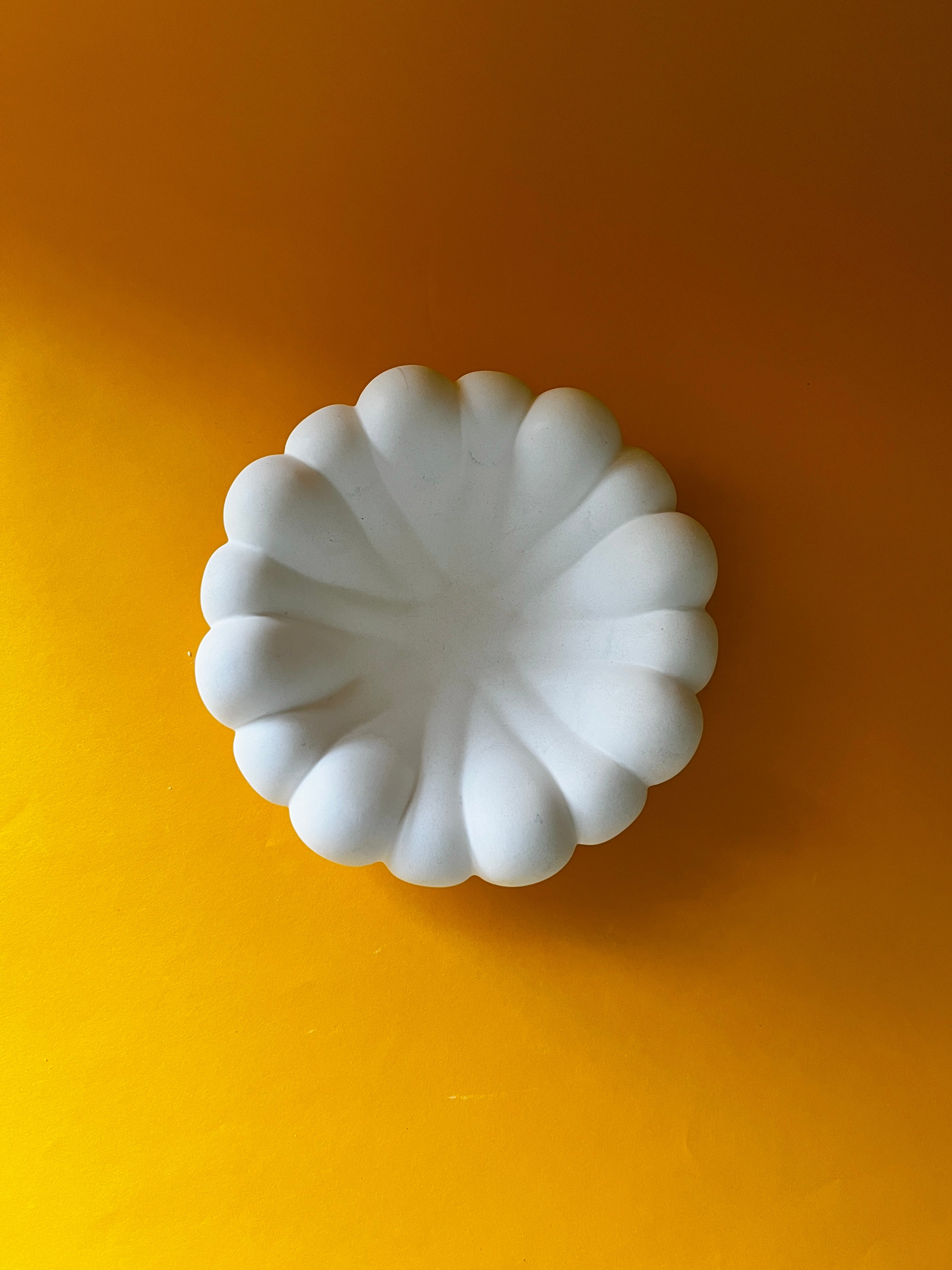 Luna Pebble – Concrete Vessel | Moonglow