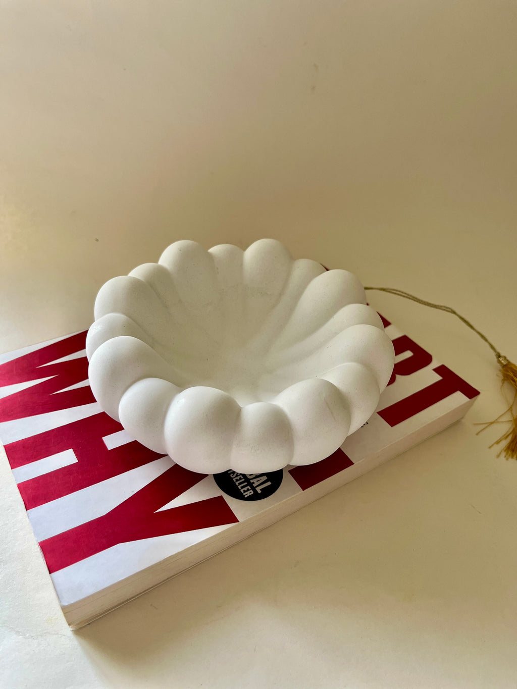 Luna Pebble – Concrete Vessel | Moonglow