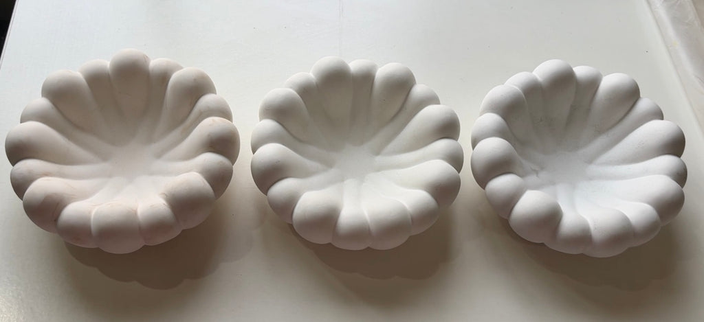 Luna Pebble – Concrete Vessel | Moonglow