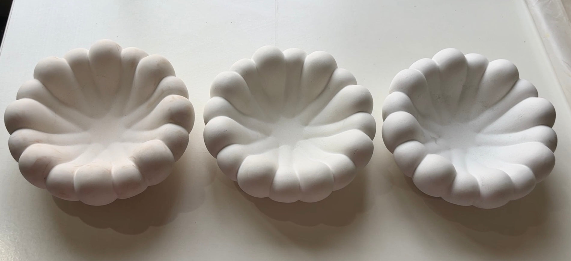 Luna Pebble – Concrete Vessel | Moonglow